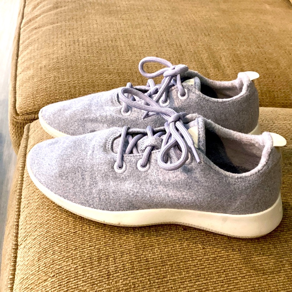 All Birds, gray wool, gray running shoes in excellent condition!